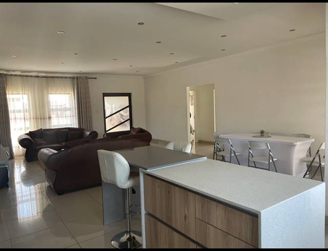 3 BEDROOM FREESTANDING FOR SALE IN THE ORCHARDS
